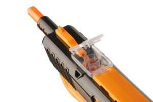 Пластмасова пушка за мухи със сол BUG-A-SALT 3.0 оранжева